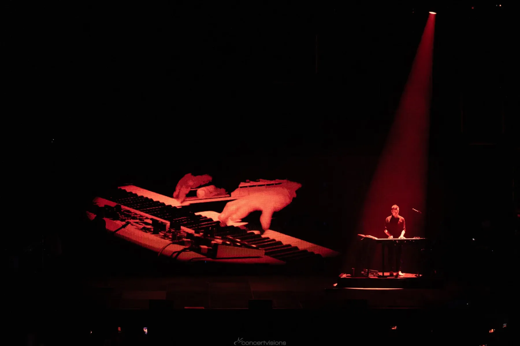 TheDarkTenor_Wetzler_2026_byChris_002